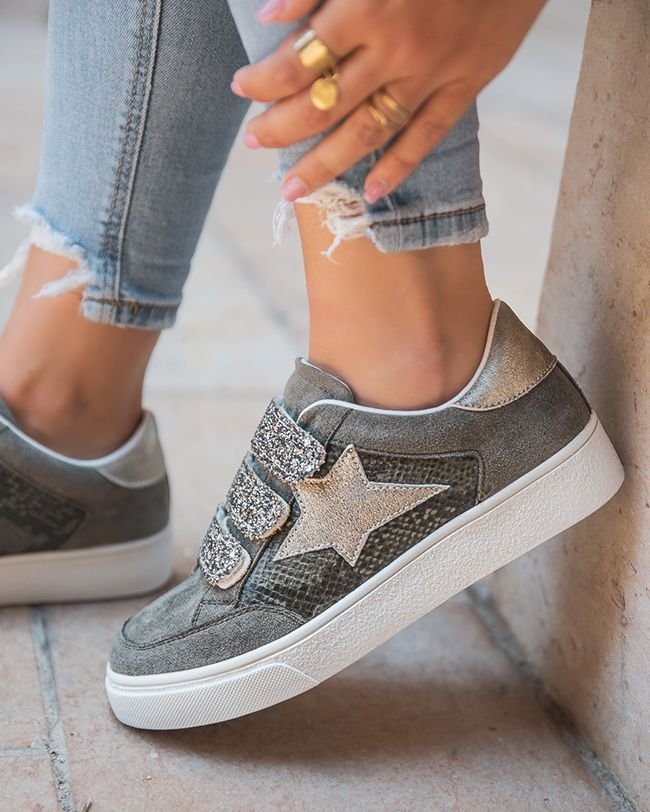 Basket femme à scratch vert kaki étoile