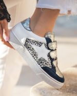 BASKETS FEMME ARGENTÉES ET BLEUES IMPRIMÉ LÉOPARD
