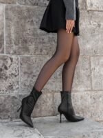 BOTTINES NOIRES – TALON AIGUILLE ET BOUT POINTU – Image 2
