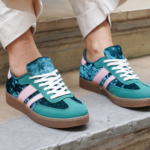 BASKETS VERTES ET ROSES A LACETS