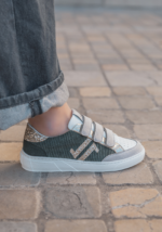 BASKETS FEMME KAKI À SCRATCH – STYLE LUMINEUX & TENDANCE