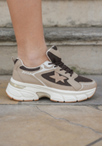 SNEAKERS BEIGE ET MARRON – Image 2