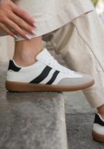 SNEAKERS BLANCHES FEMME STYLE RÉTRO AVEC SEMELLE GOMME – Image 2