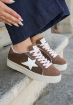 BASKETS FEMME MARRON ÉTOILE BLANCHE SEMELLE ÉPAISSE