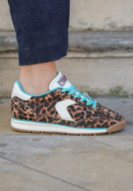 SNEAKERS LEOPARD À LACETS TURQUOISE – Image 3