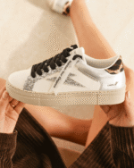 BASKETS FEMME BLANCHES A DÉTAILS ARGENTÉS CONTREFORT LÉOPARD – Image 4