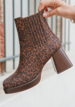 BOTTINES À TALON IMPRIMÉ LÉOPARD – Image 4