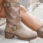 BOTTES BEIGES FEMME STYLE MOTARD