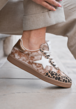 BASKETS IMPRIMÉ LÉOPARD AVEC ÉTOILE BLANCHE – Image 2