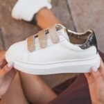 BASKETS FEMME BLANCHES & DORÉES À SCRATCH – STYLE CHIC & MODERNE
